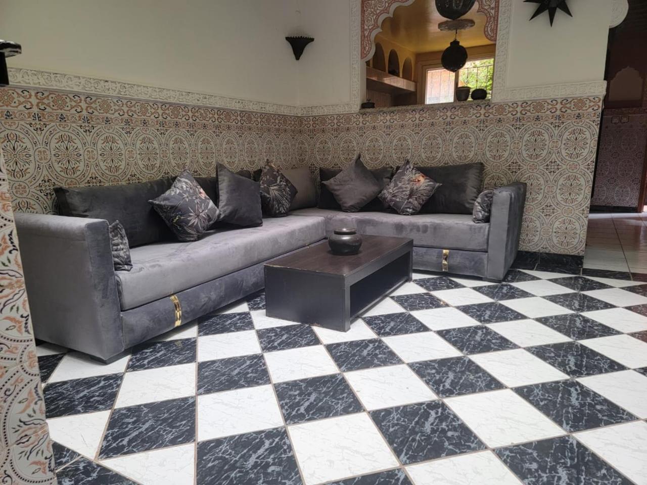 Riad Alaoui 146 With Swimming Pool And Free Parking Marraquexe Exterior foto